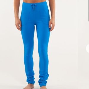 LULULEMON skinny will convertible 30” inseam pant